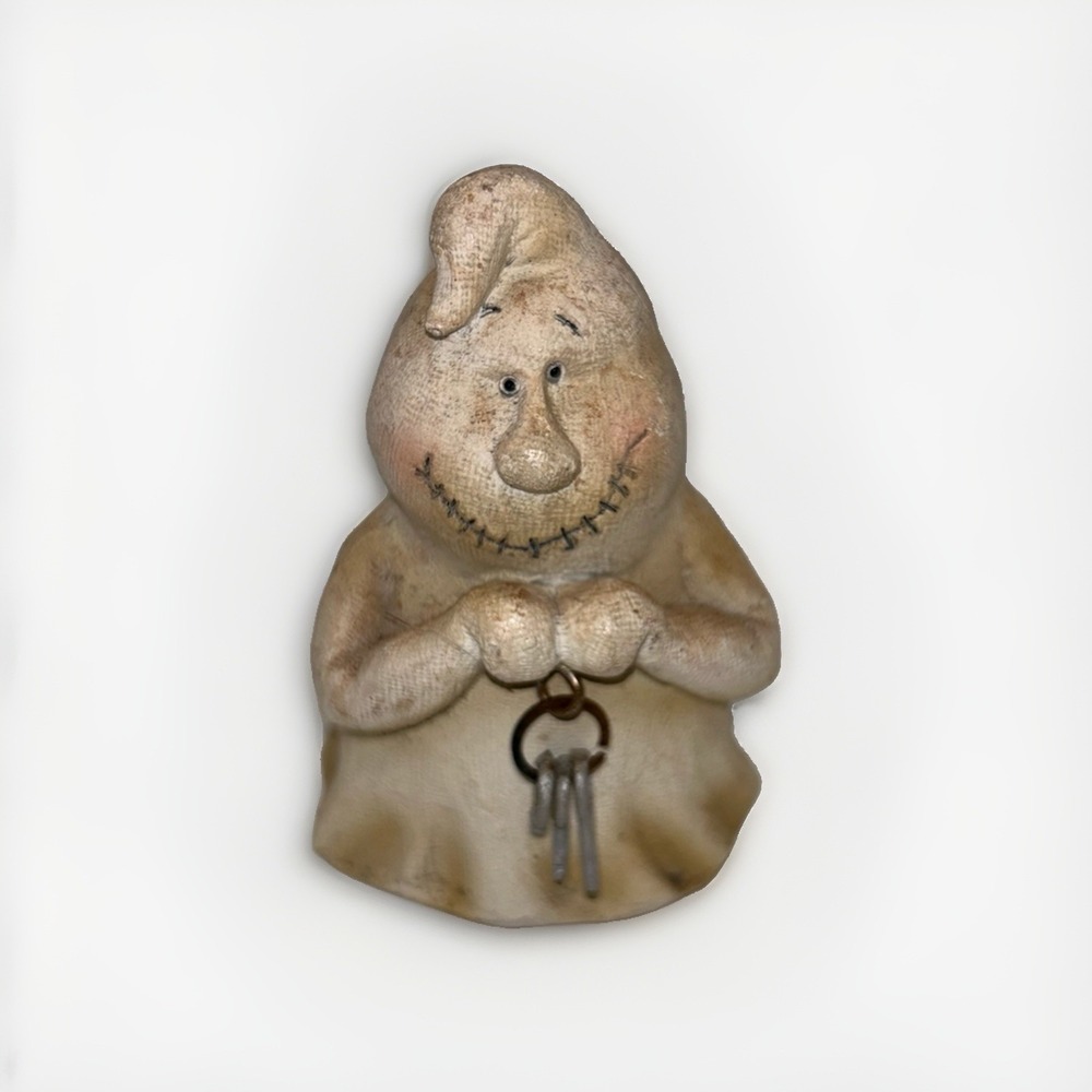 Youngs Inc Halloween Ghost Figurine Primitive Folk Art Stitched Mouth Decor
